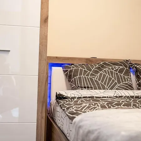 Getaway 2 Bedroom Dream - Free Parking شقة *